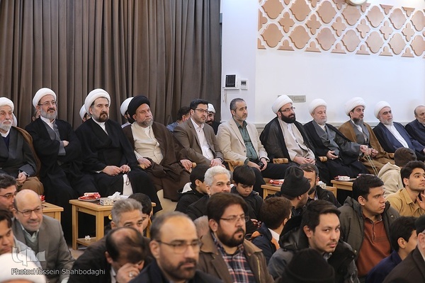 محفل انس با قرآن کریم و سومین آئین تجلیل از قهرمانان قرآنی