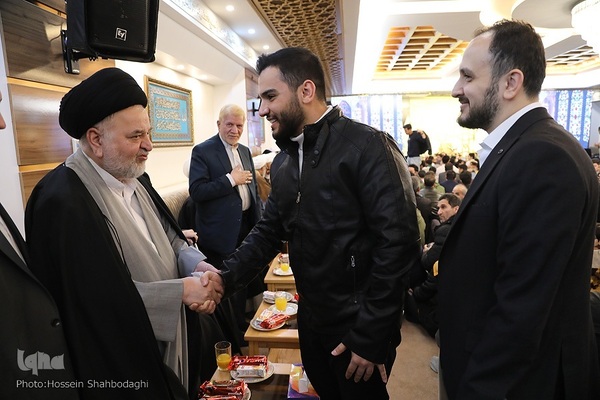 محفل انس با قرآن کریم و سومین آئین تجلیل از قهرمانان قرآنی
