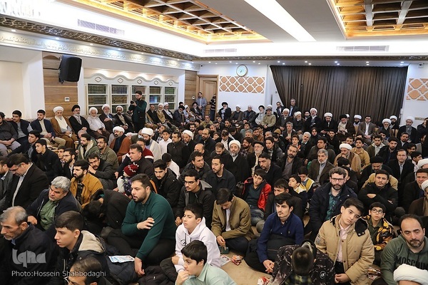 محفل انس با قرآن کریم و سومین آئین تجلیل از قهرمانان قرآنی