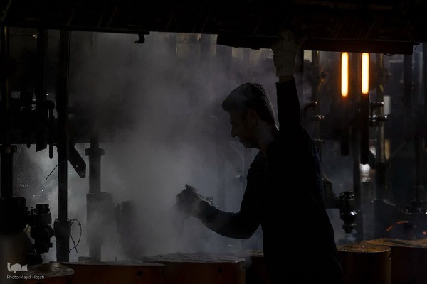 تولید ملی در صنایع شیشه و گاز