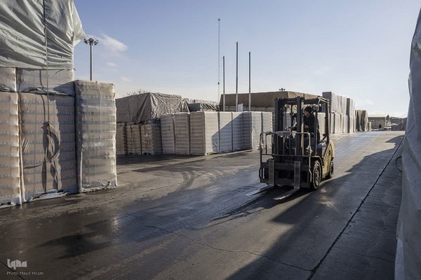 تولید ملی در صنایع شیشه و گاز