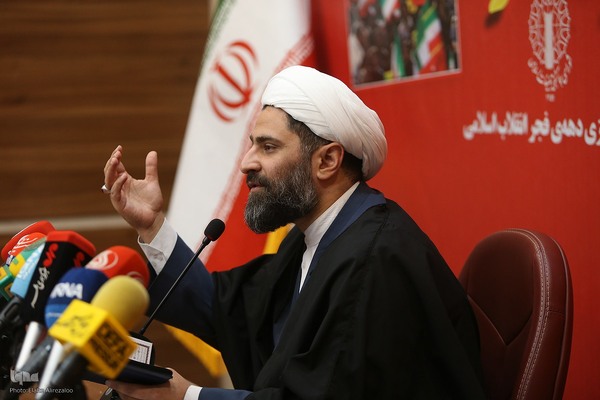 نشست خبری تشریح ویژه برنامه‌های کمیته قرآن ستاد بزرگداشت دهه فجر