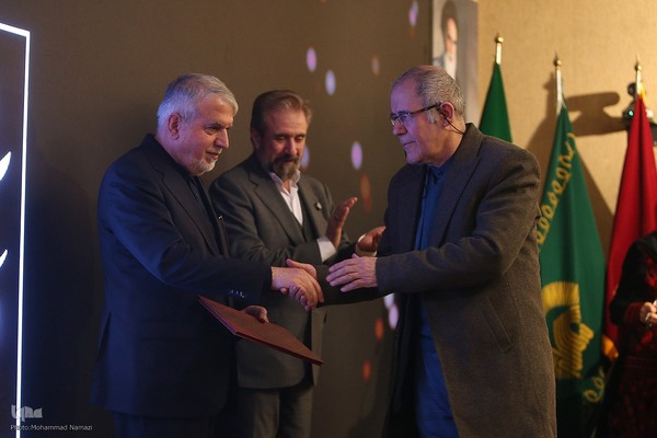 رونمایی از سامانه آموزشی دارالفنون ملک