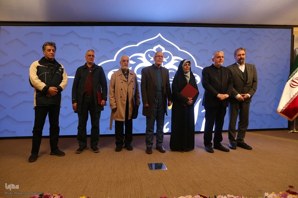 رونمایی از سامانه آموزشی دارالفنون ملک