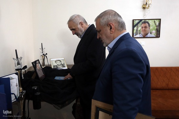 دیدار با خانواده شهید علیرضا شاهزاده