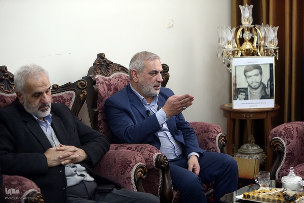 دیدار با خانواده شهید علیرضا شاهزاده