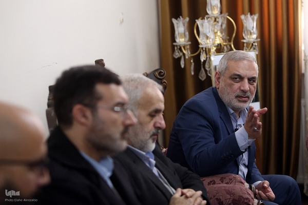 دیدار با خانواده شهید علیرضا شاهزاده