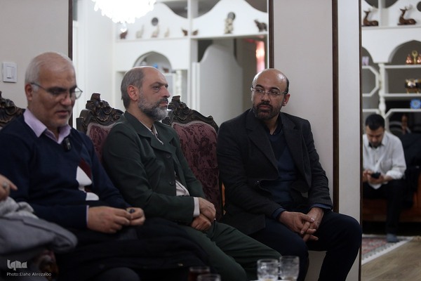 دیدار با خانواده شهید علیرضا شاهزاده