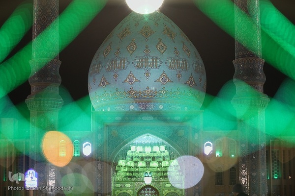 چراغانی مسجد جمکران در آستانه نیمه شعبان