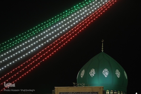 چراغانی مسجد جمکران در آستانه نیمه شعبان
