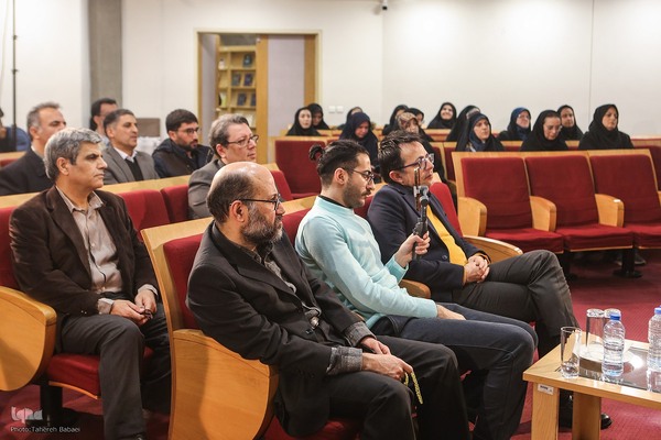 چهل و ششمین نشست «صد کتاب ماندگار قرن»
