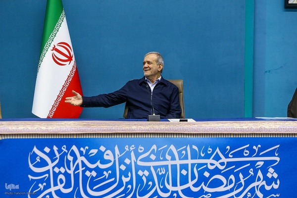 جلسه شورای عالی قرآن