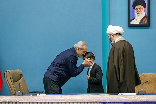 جلسه شورای عالی قرآن