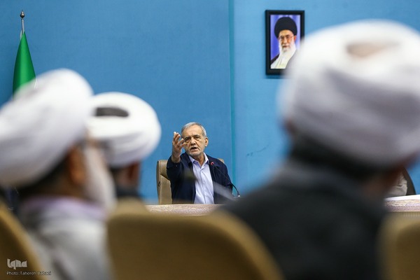جلسه شورای عالی قرآن