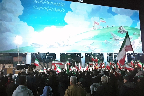 خروش مردم شیراز برای حمایت از وطن