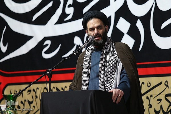 تجمع حماسی بانوان قزوینی در سوگ رهبر شهید