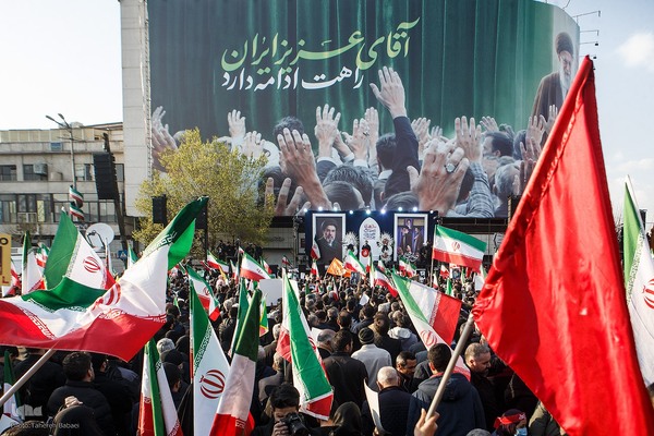 اجتماع سراسری میثاق با امام شهید امت و بیعت با رهبر منتخب