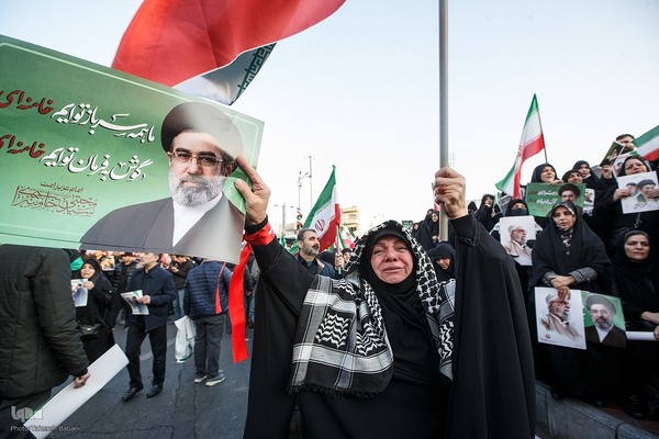 اجتماع سراسری میثاق با امام شهید امت و بیعت با رهبر منتخب