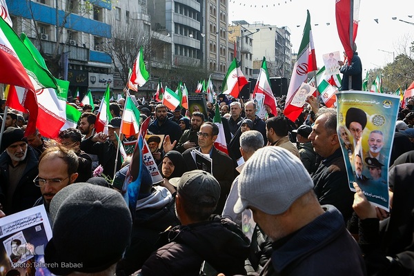 تشییع پیکر فرماندهان شهید