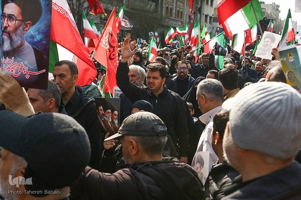 تشییع پیکر فرماندهان شهید