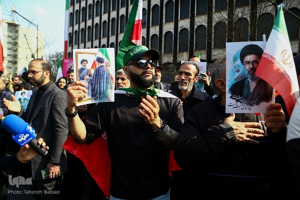 تشییع پیکر فرماندهان شهید