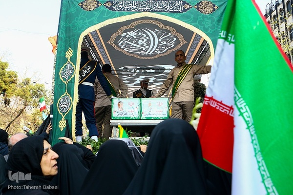 تشییع پیکر فرماندهان شهید