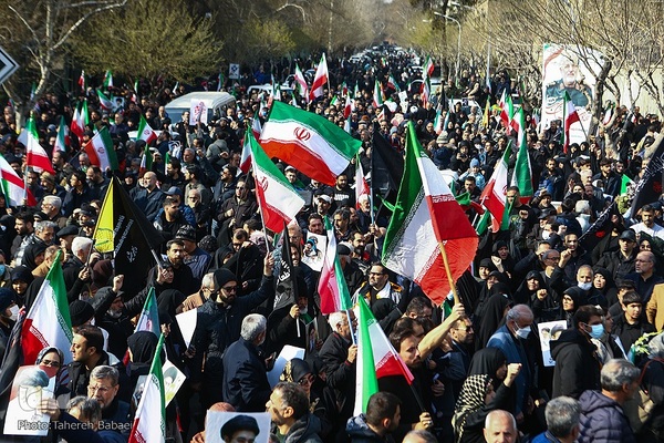 تشییع پیکر فرماندهان شهید