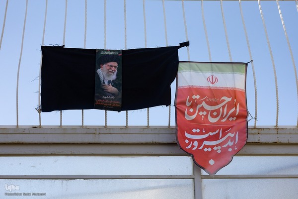 حماسه دلدادگی در سوگ رهبر شهید
