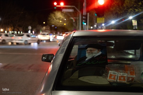 حماسه دلدادگی در سوگ رهبر شهید