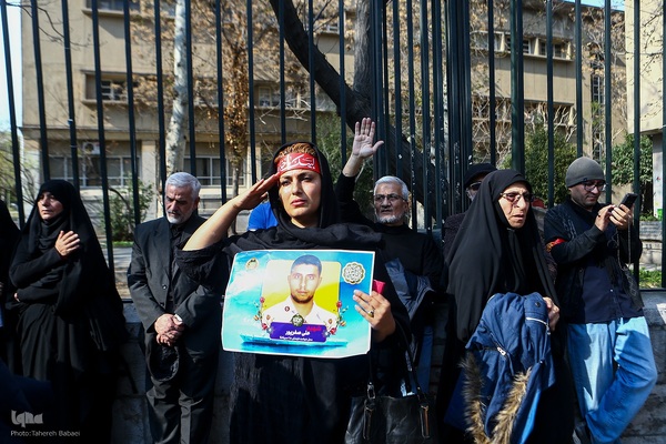 مراسم تشییع پیکر شهدا از میدان انقلاب