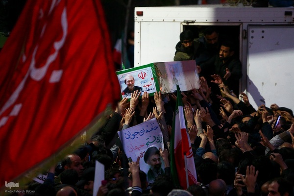 مراسم تشییع پیکر شهدا از میدان انقلاب