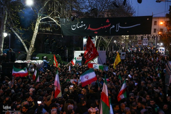 مراسم تشییع پیکر شهدا از میدان انقلاب