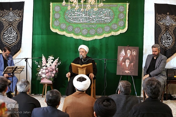 محفل قرآنی با گرامیداشت یاد رهبر شهید انقلاب