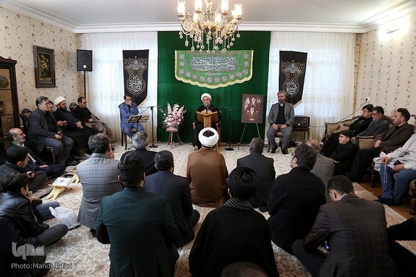 محفل قرآنی با گرامیداشت یاد رهبر شهید انقلاب