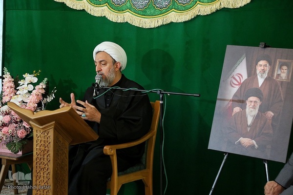 محفل قرآنی با گرامیداشت یاد رهبر شهید انقلاب