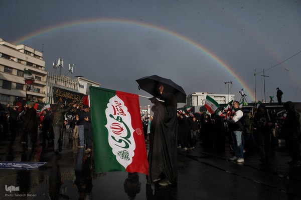 تحویل سال نو در میدان انقلاب تهران