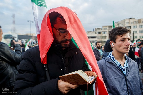 تحویل سال نو در میدان انقلاب تهران