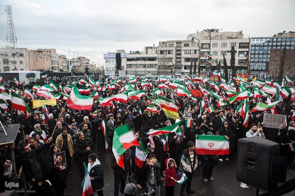 تحویل سال نو در میدان انقلاب تهران