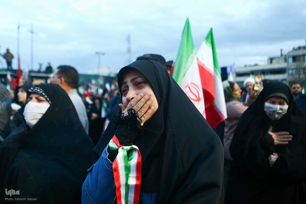 تحویل سال نو در میدان انقلاب تهران
