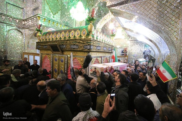 آیین وداع و تشییع پیکرهای مطهر ۱۱ شهید جنگ رمضان در شیراز