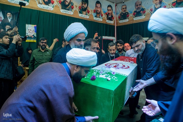 حضور خادمان بارگاه امام علی بن موسی الرضا در معراج الشهدا سپاه