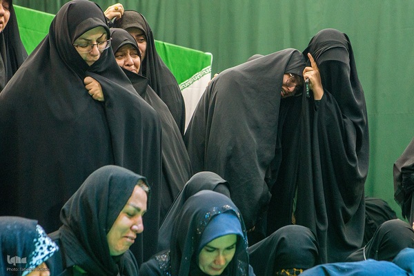 حضور خادمان بارگاه امام علی بن موسی الرضا در معراج الشهدا سپاه