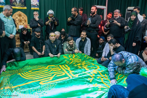 حضور خادمان بارگاه امام علی بن موسی الرضا در معراج الشهدا سپاه