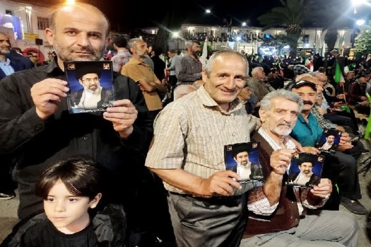 هفتاد و ششمین اجتماع شبانه مردمی بابلسر