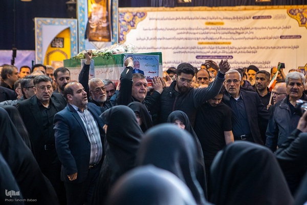 تشییع شهید کمال خرازی و چند تن از شهدای جنگ تحمیلی