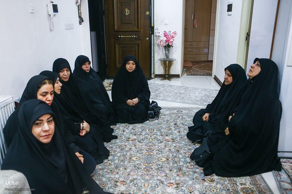 دیدار با خانواده شهدای جنگ رمضان