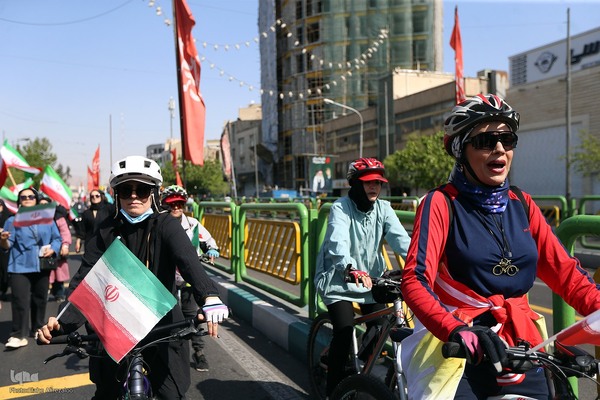 اجتماع بزرگ «دختران جان‌فدای ایران»