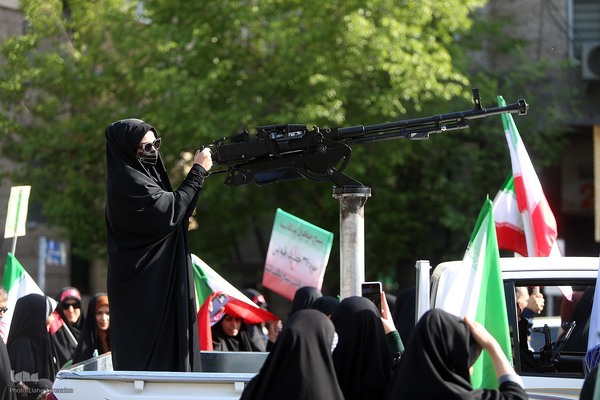 اجتماع بزرگ «دختران جان‌فدای ایران»