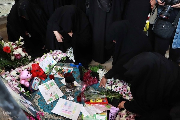 بزرگداشت روز دختر در گلزار شهدا وادی رحمت تبریز