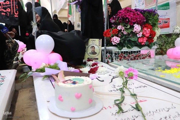 بزرگداشت روز دختر در گلزار شهدا وادی رحمت تبریز